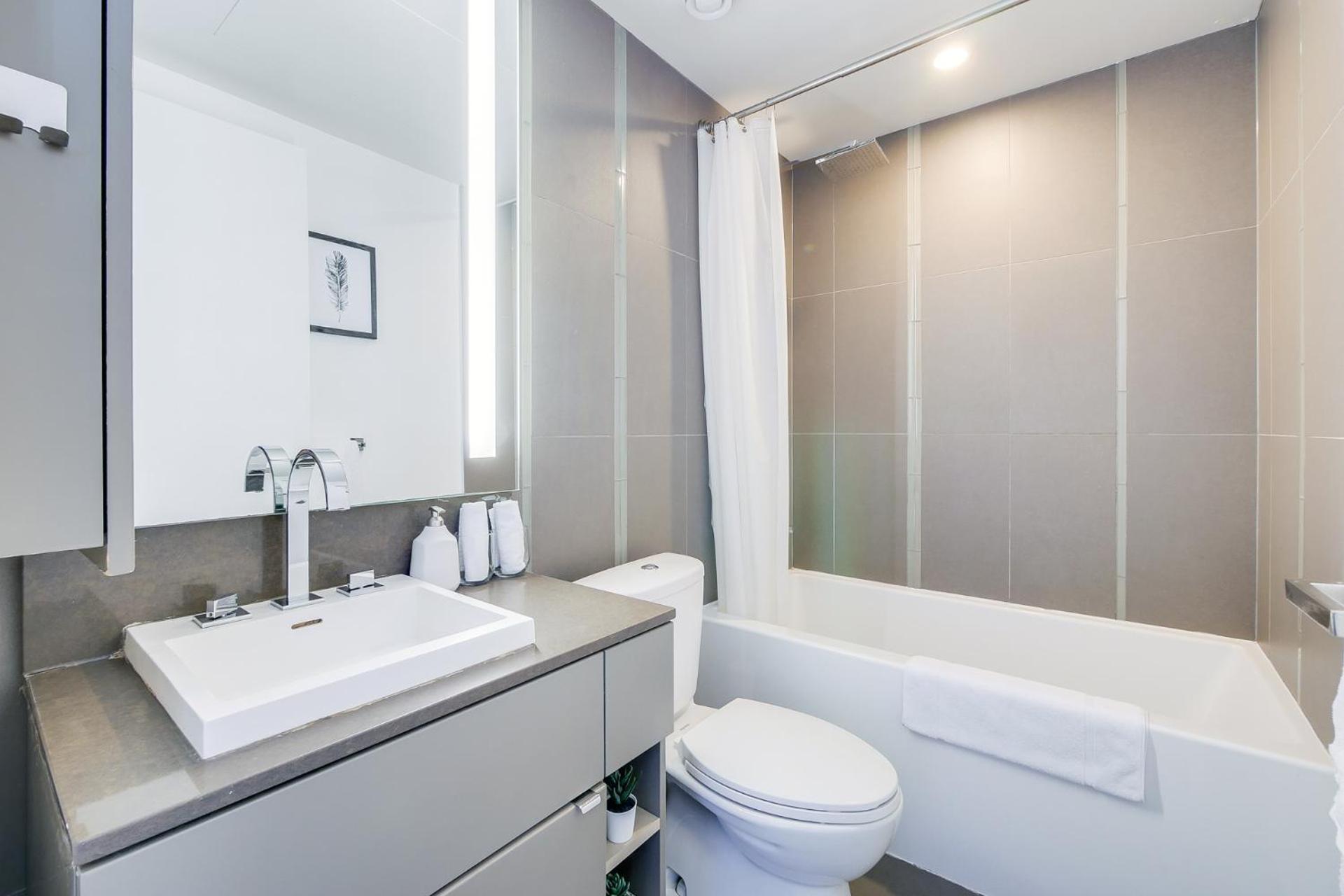 1Br Condo - City View, Near Cn Tower & Rogers Center トロント エクステリア 写真